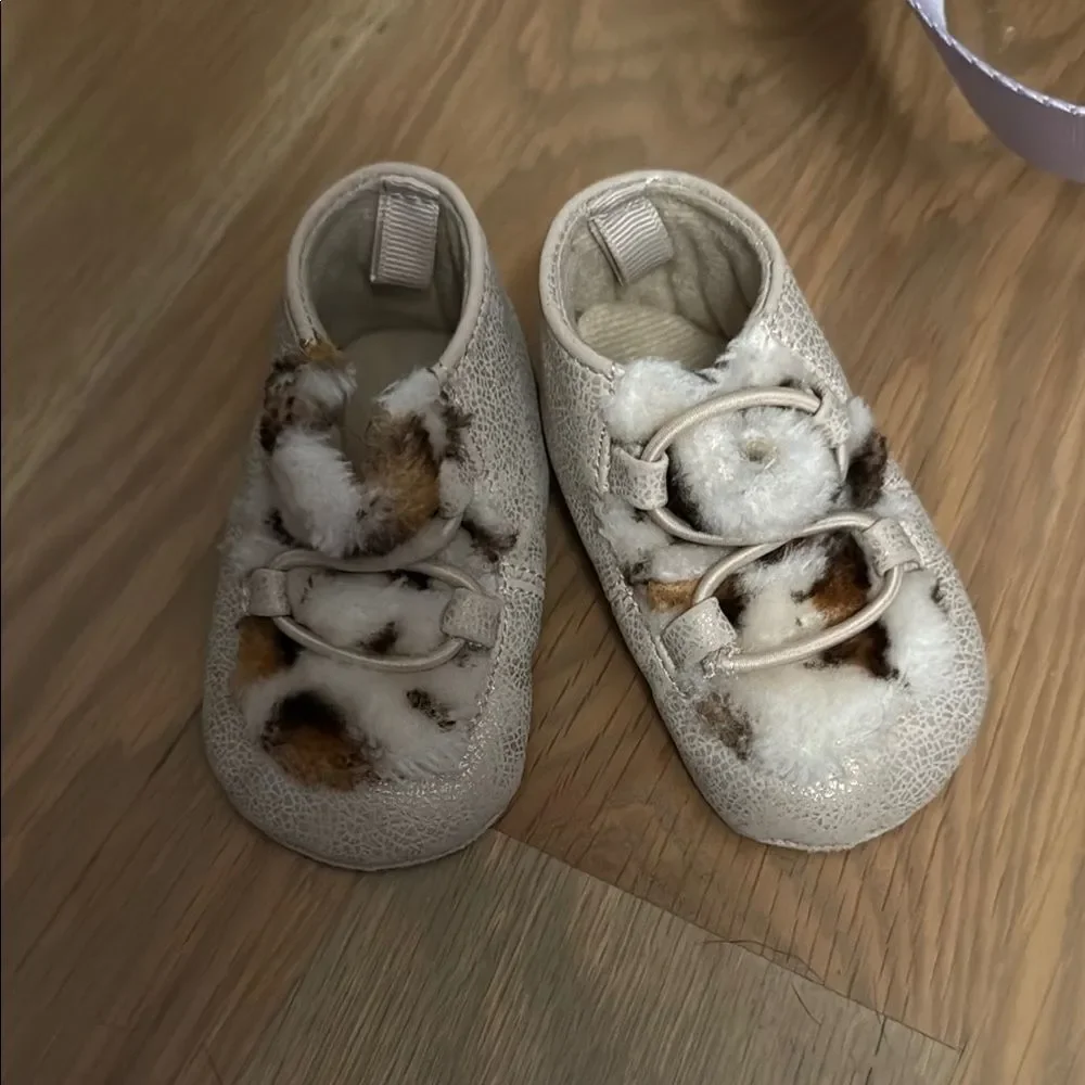 Baby infant Cream and Brown booties